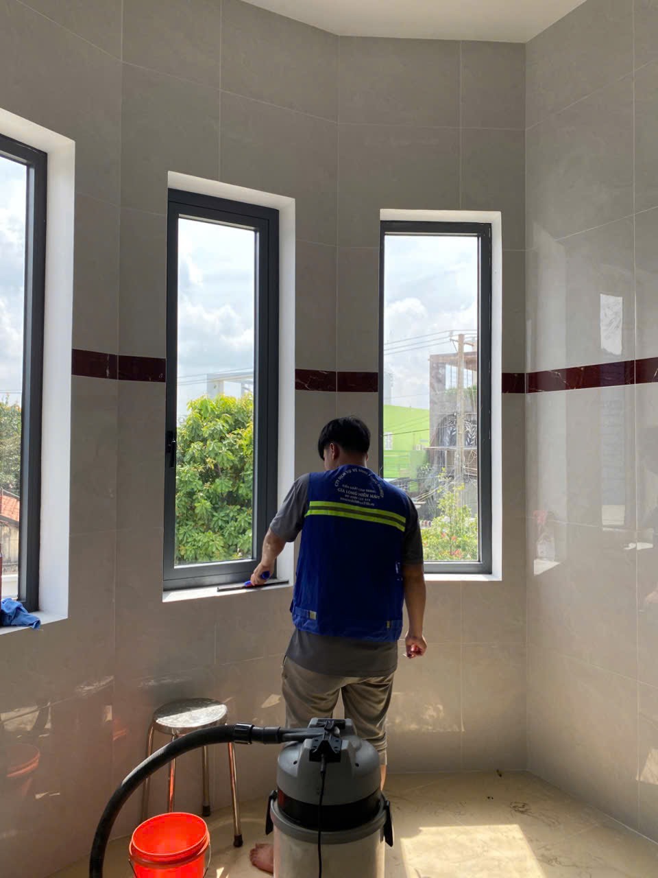 Công ty vệ sinh nhà tân sơn nhì giá rẻ