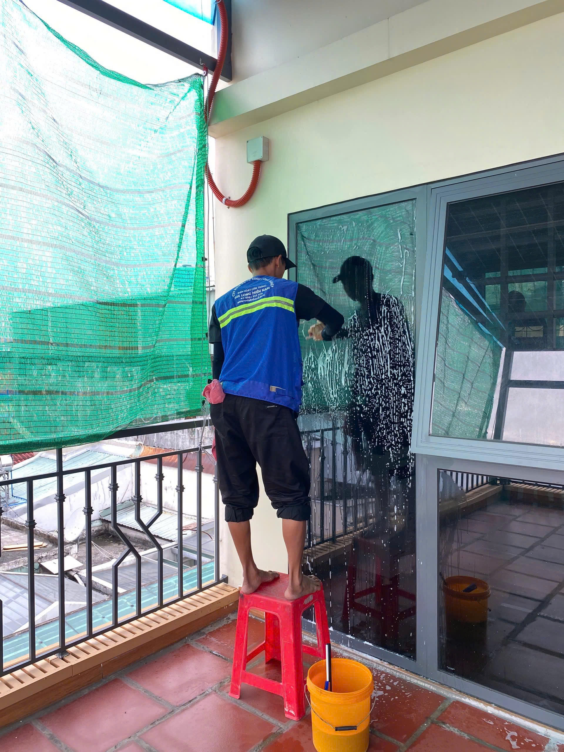 Dịch vụ vệ sinh nhà xưởng tây nam