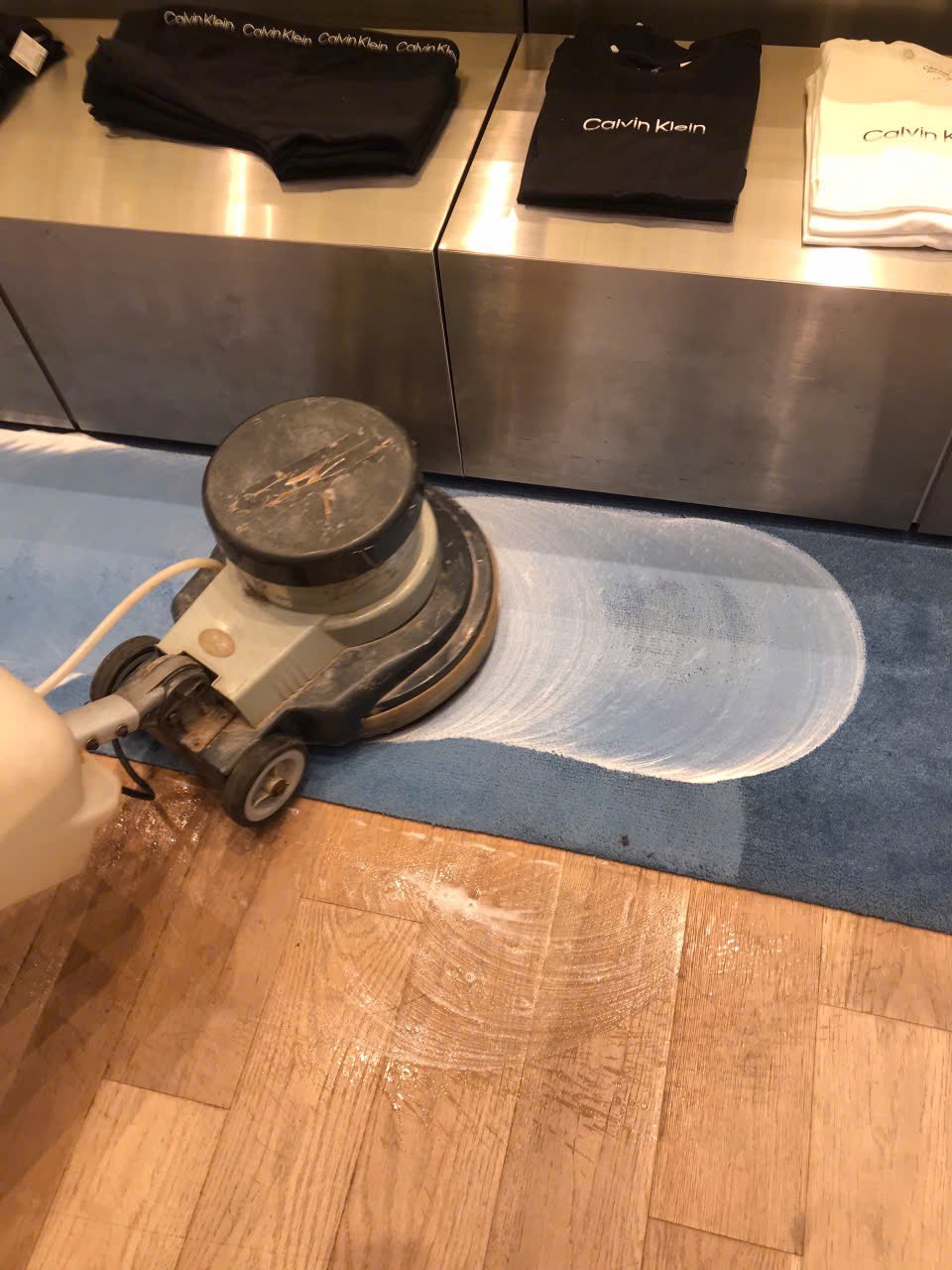 Vệ sinh nhà mới xây bình thới