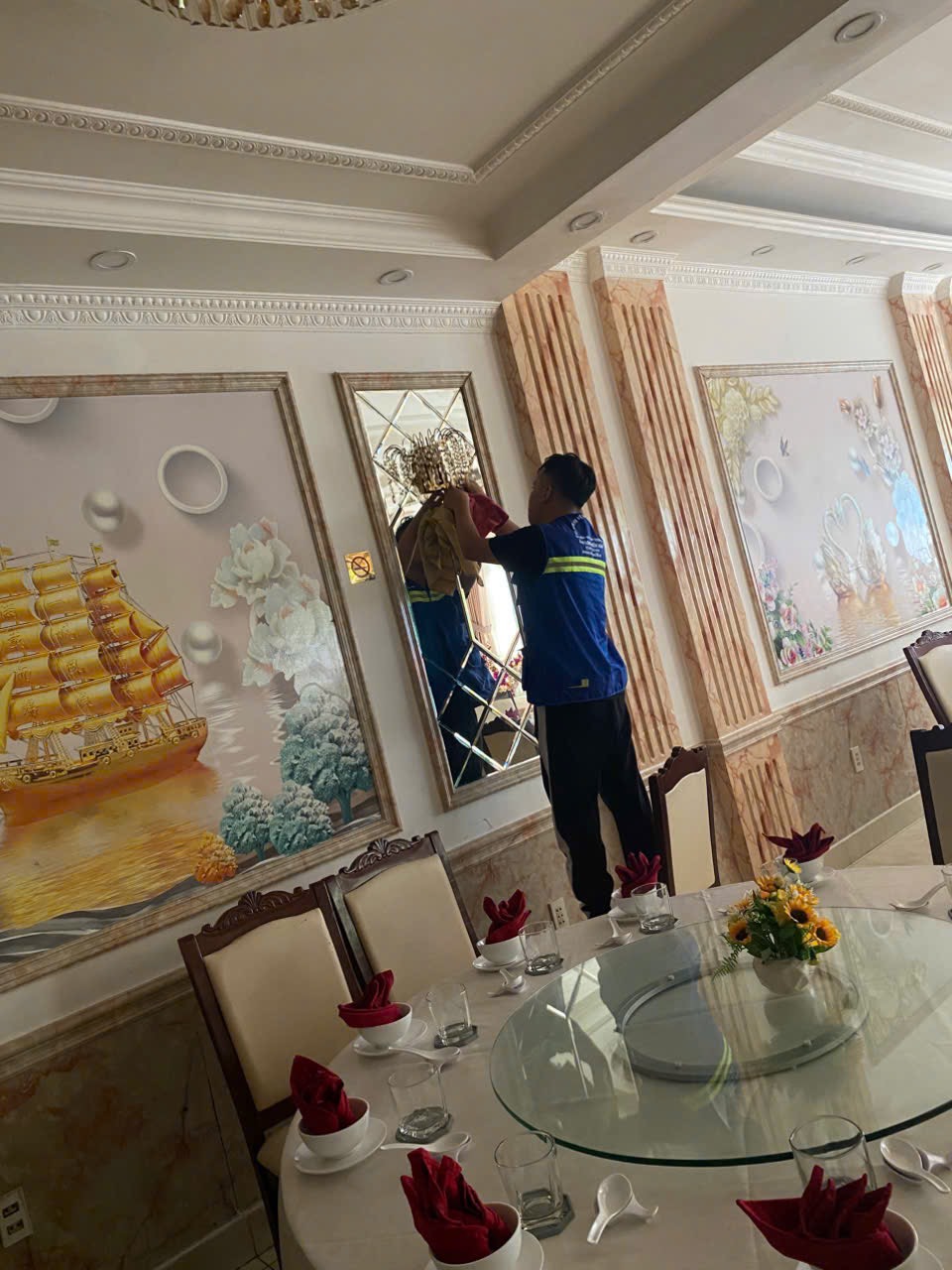 Vệ sinh nhà mới xây phú thạnh