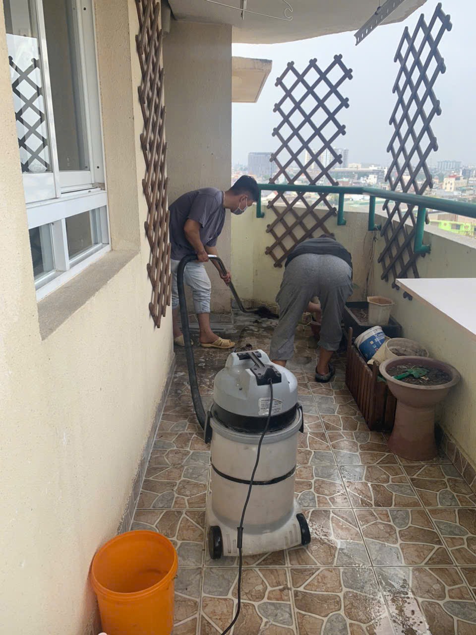 Dịch vụ vệ sinh nhà cửa tại bình thạnh