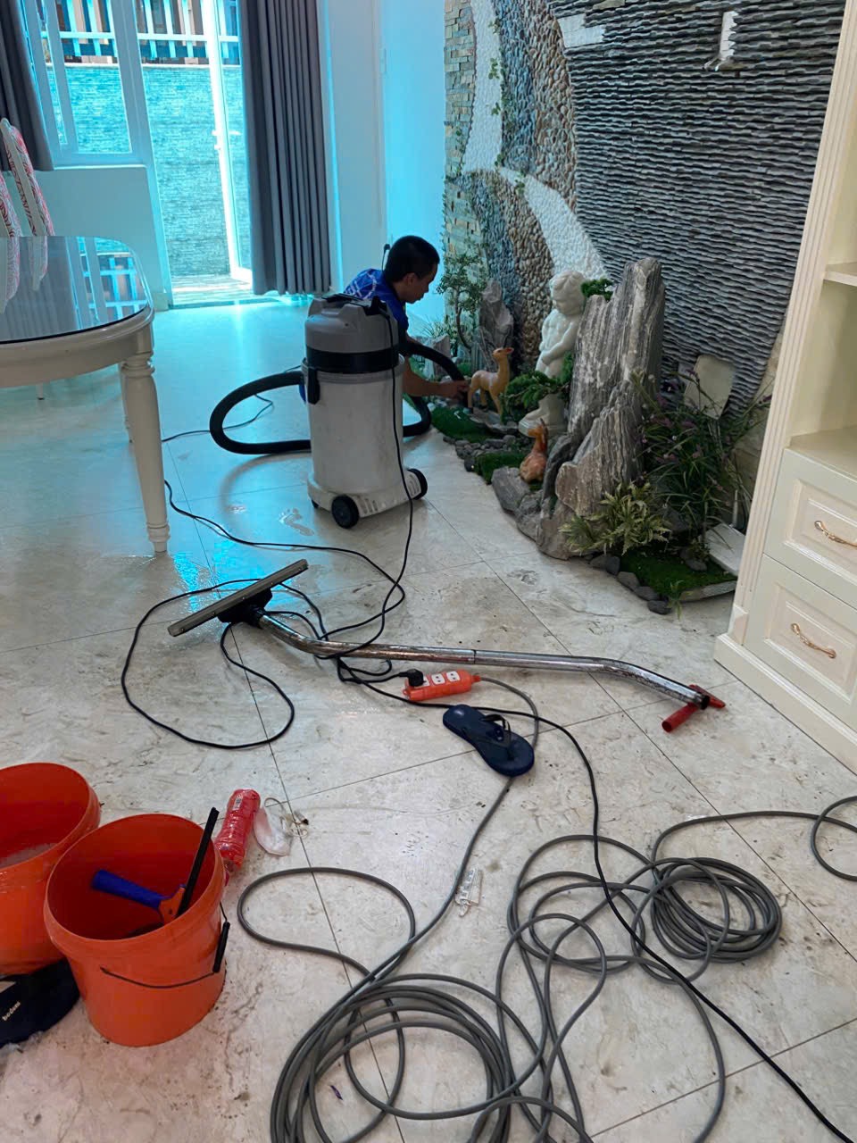 Vệ sinh nhà cửa tại phú thạnh