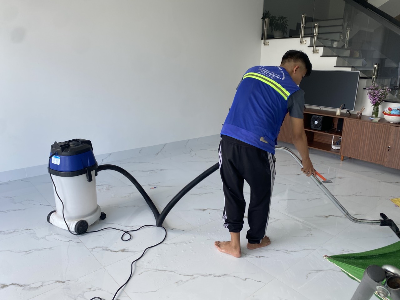 Công ty vệ sinh nhà ở cát lái giá rẻ