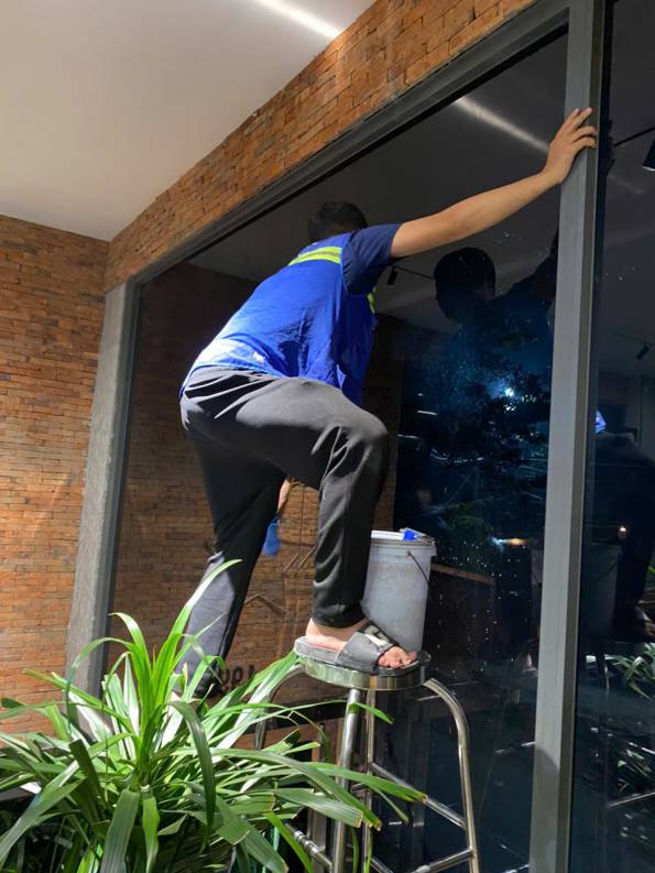 Công ty vệ sinh nhà ở long phước giá rẻ