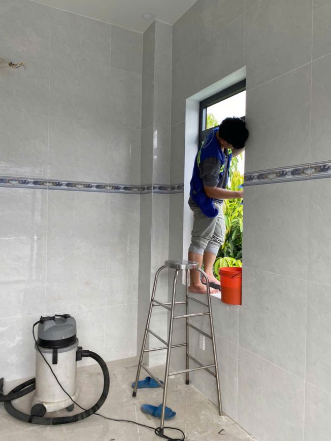 Công ty vệ sinh nhà ở long trường giá rẻ