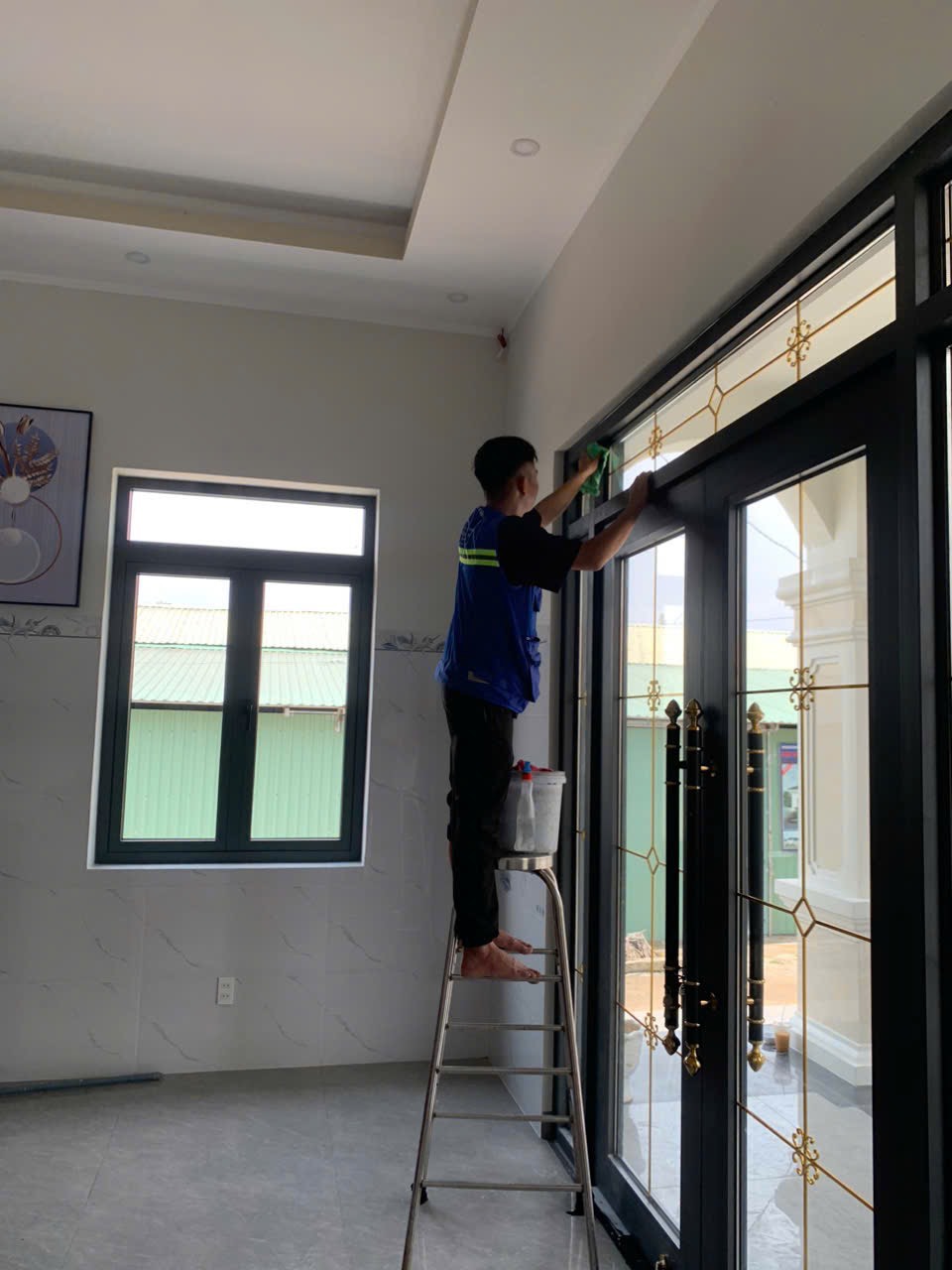 Công ty vệ sinh nhà ở phú lâm giá rẻ