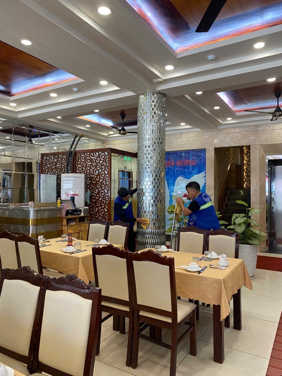 Vệ sinh công nghiệp phú thạnh