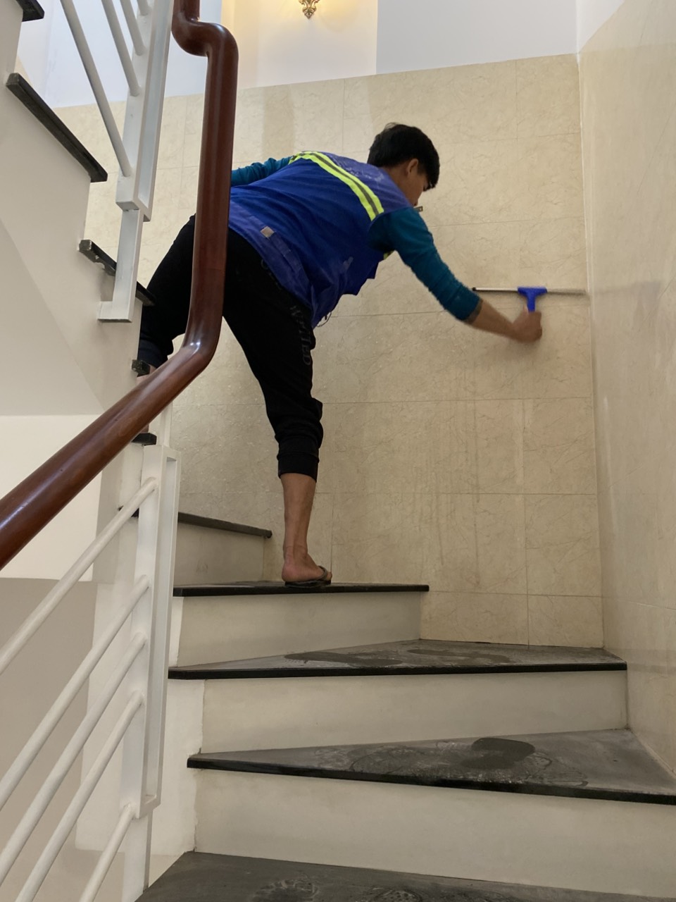 công ty vệ sinh nhà vĩnh lộc giá rẻ