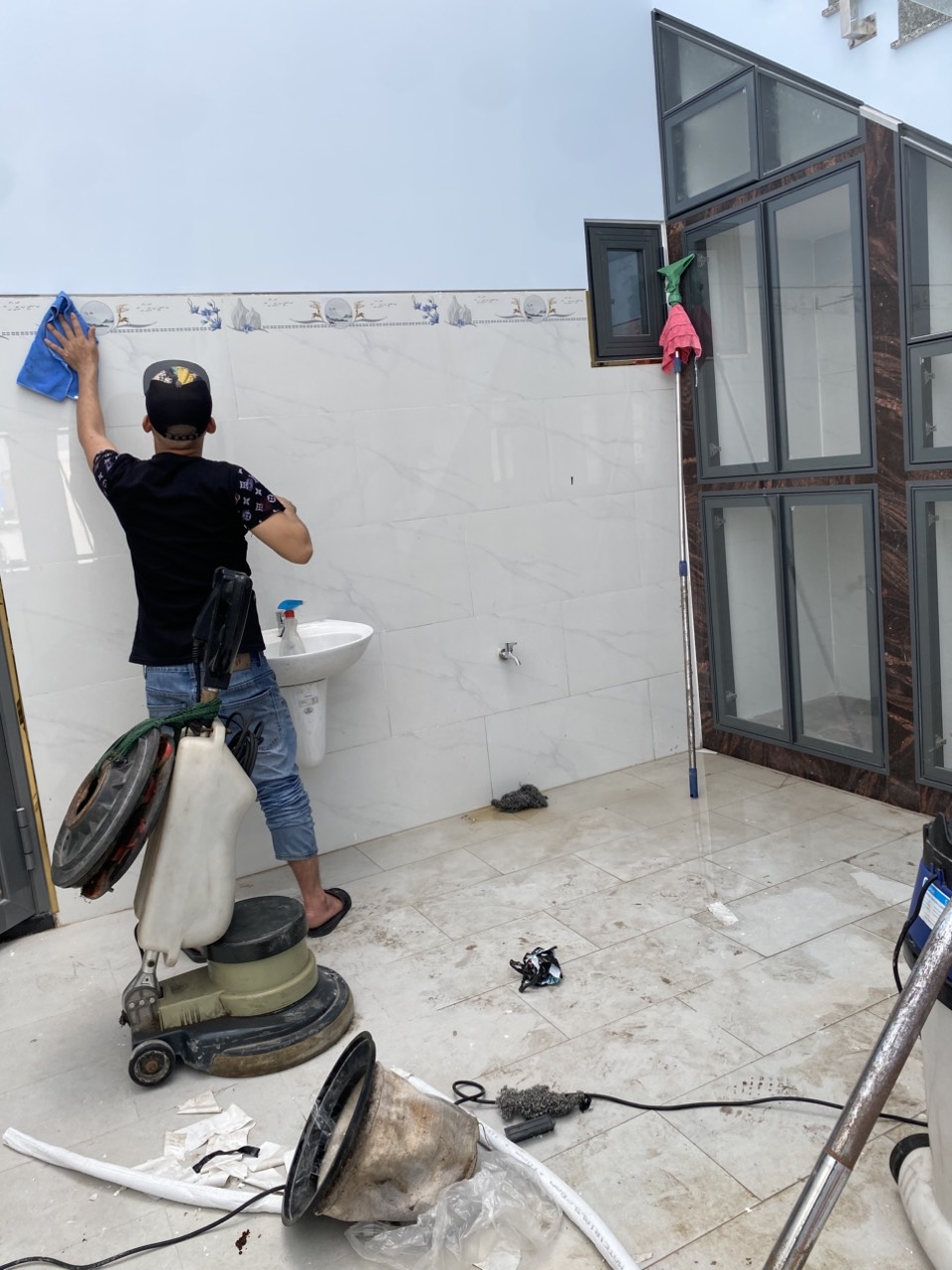 vệ sinh công nghiệp bình hưng uy tín