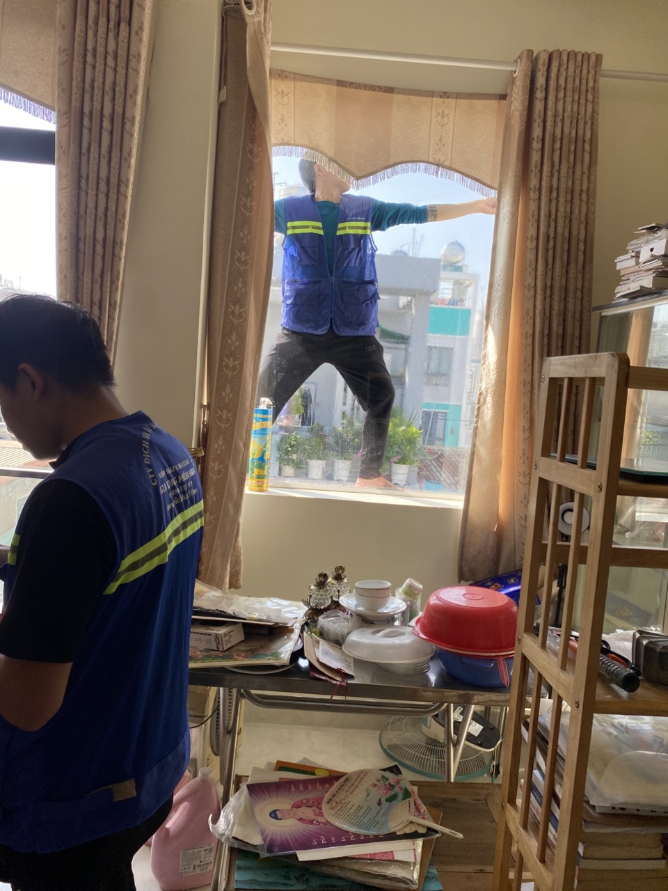 vệ sinh nhà chuyên nghiệp cần giuộc