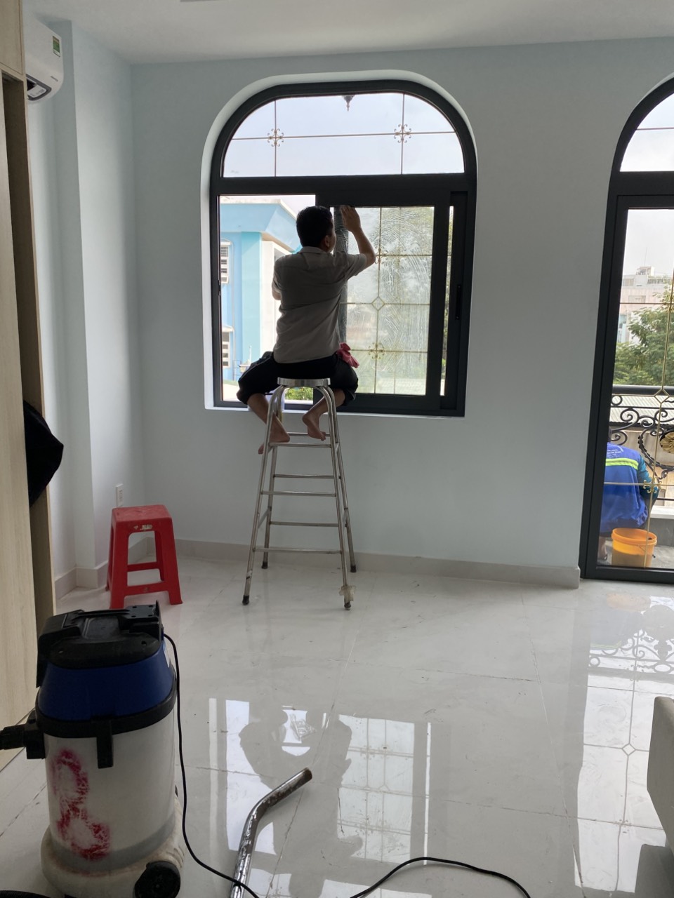 vệ sinh công nghiệp tân tập uy tín