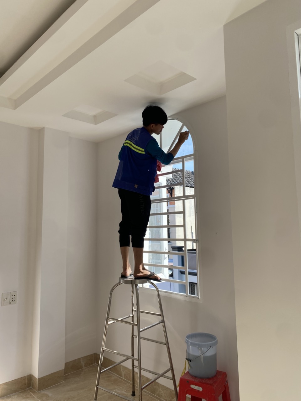 dịch vụ vệ sinh nhà cửa tại hưng long