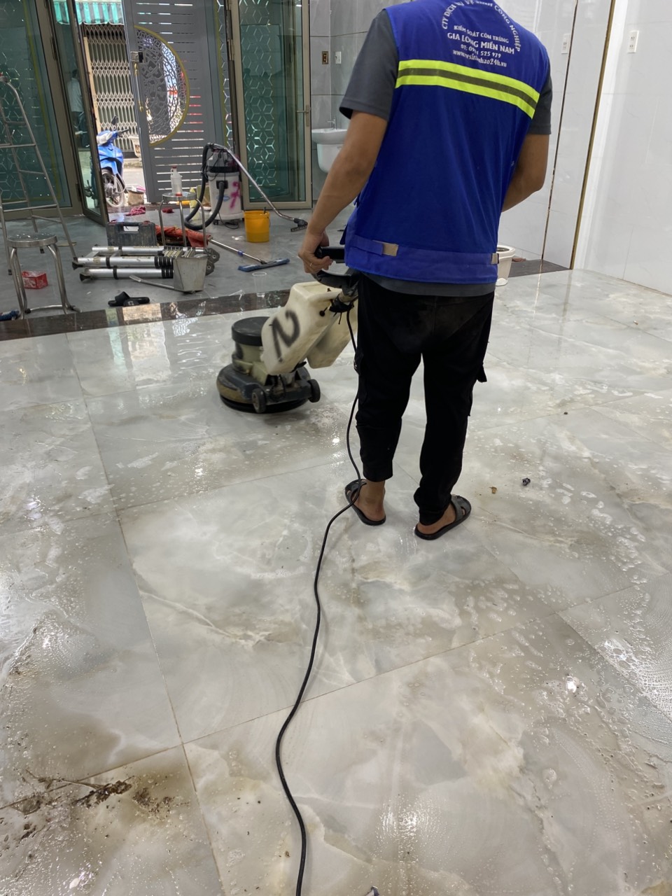 dịch vụ vệ sinh nhà cửa tại tân vĩnh lộc