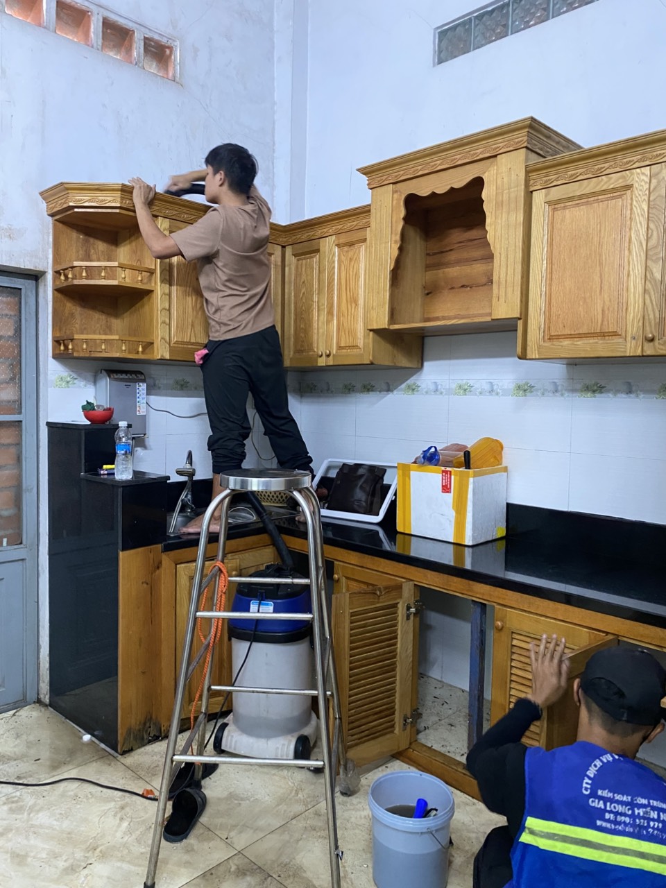 vệ sinh nhà ở chuyên nghiệp bến lức