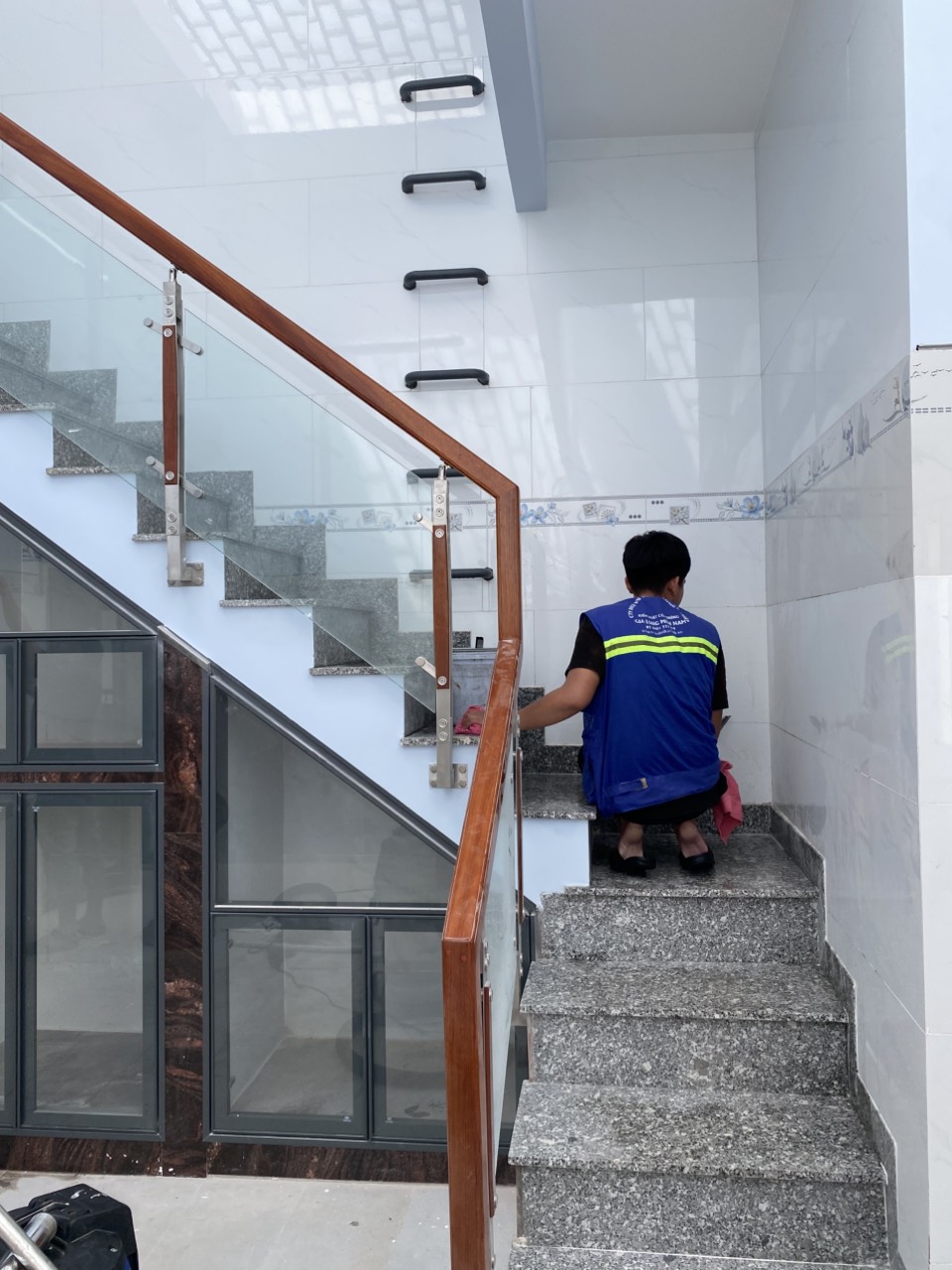 vệ sinh công nghiệp bình hưng chuyên nghiệp