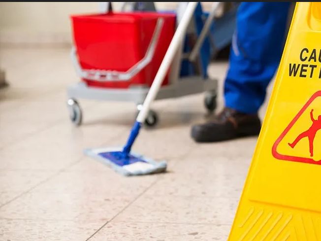 ve-sinh-nha-tai-my-hanh