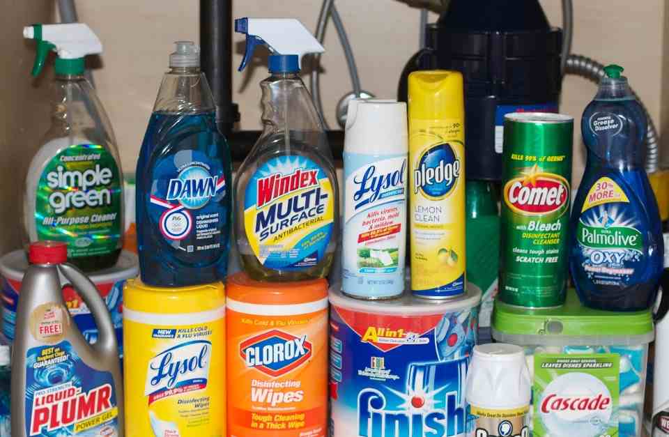 Hóa chất vệ sinh - dịch vụ vệ sinh quận Tân Bình