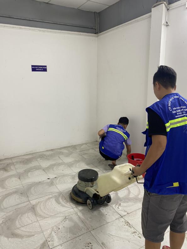 Dịch vụ vệ sinh nhà ở Quận Tân Phú